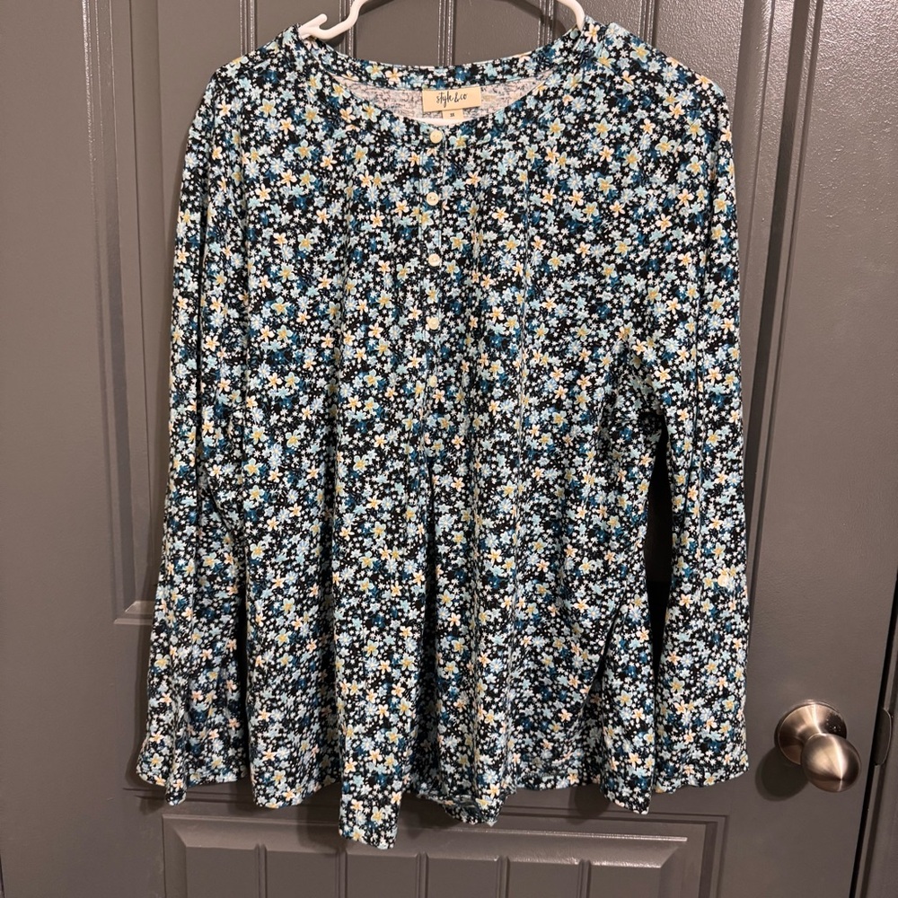 Style & Co. Plus Size Black and White Ruffled Long Sleeve Blouse